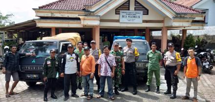 PENGIRIMAN LOGISTIK PEMILU KE TPS